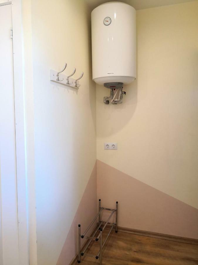 Donaco Apartment เลียปาญา ภายนอก รูปภาพ